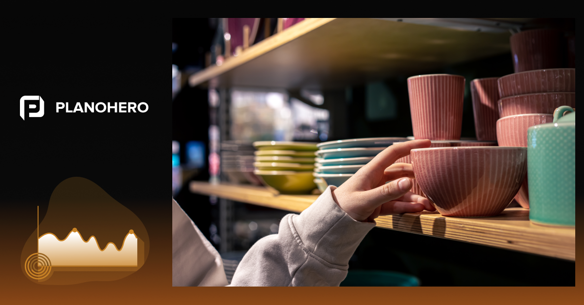 Merchandising In a Tableware Store