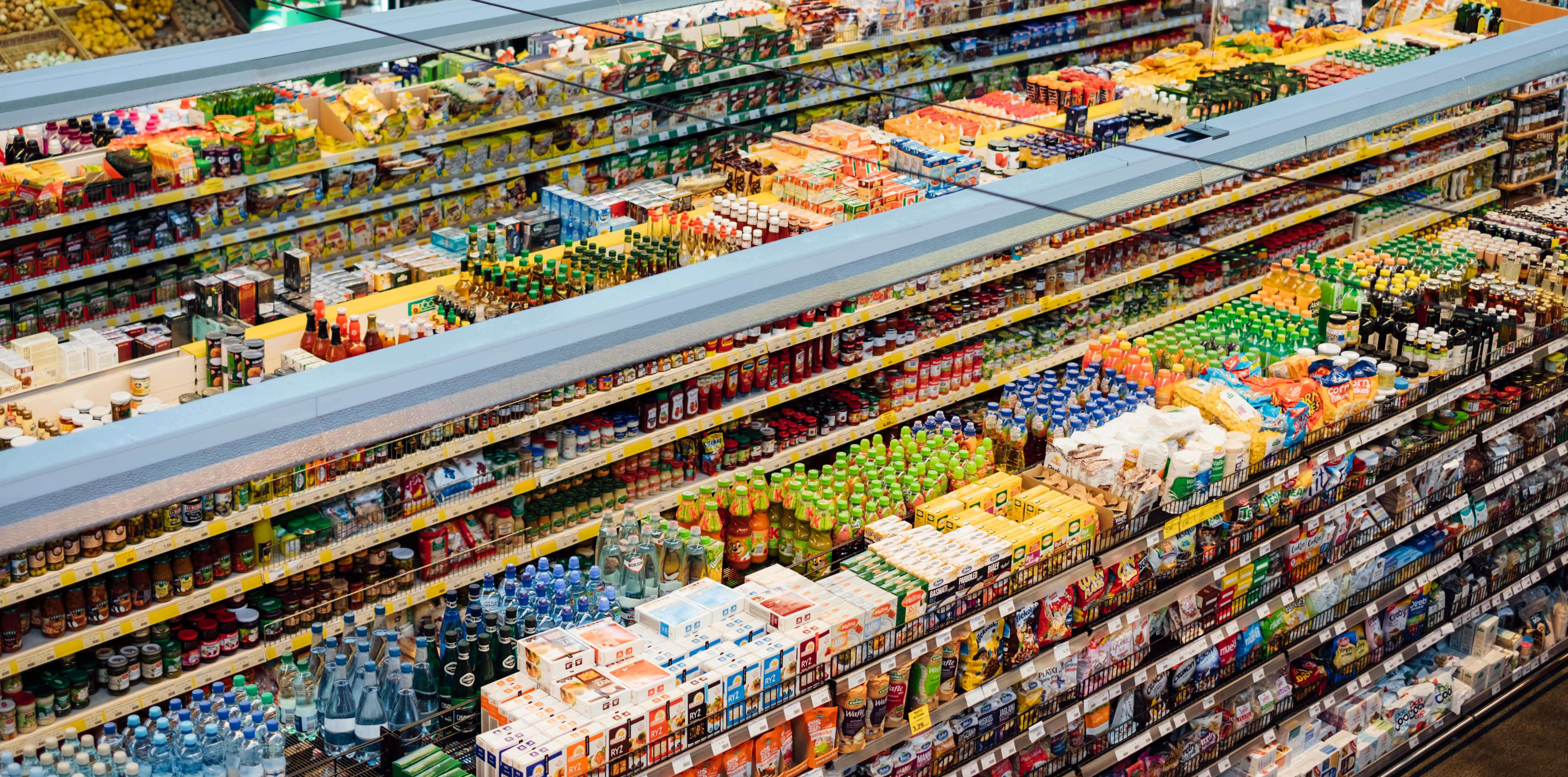 Detaliści muszą znaleźć nowe sposoby podejścia do procesów biznesowych. Przyjrzymy się siedmiu wyzwaniom stojącym przed handlem detalicznym.